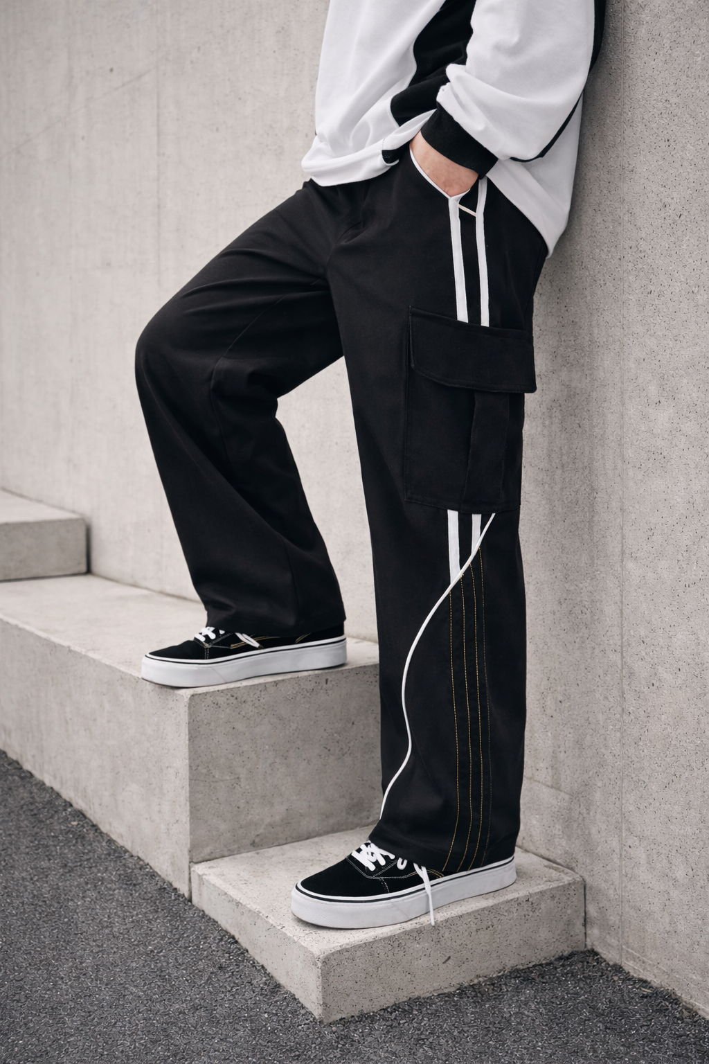 Driftline Cargo Wide Track Pants - Black - UNISEX