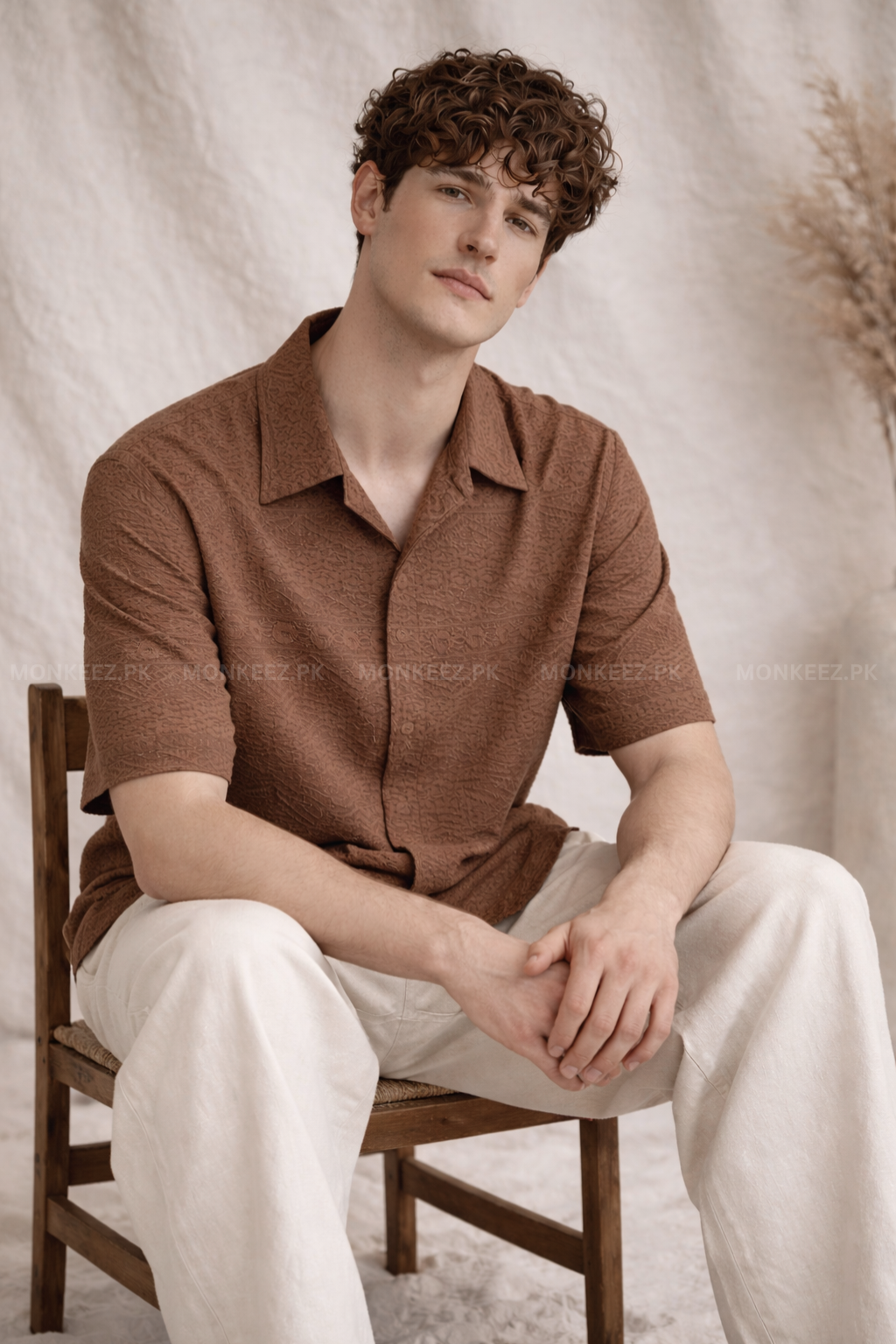 Vintage-Inspired Embosed Texture Cuban Collar Shirt- Dull Brown