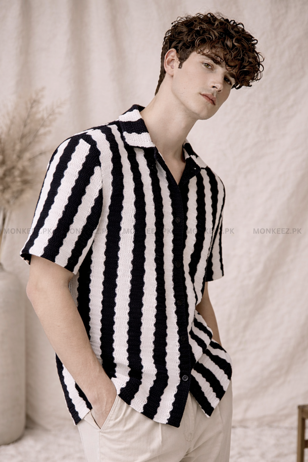 Black & White Waffle-Knit Cuban Collar Shirt - Unisex