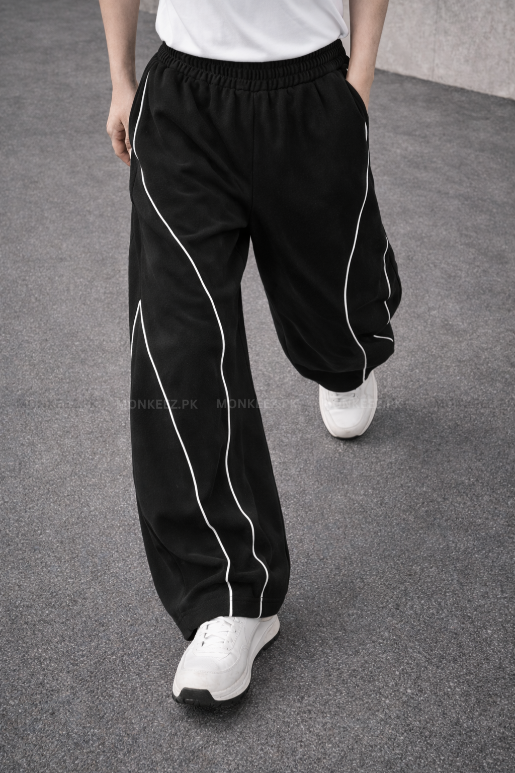 ArcLane Curve Piping Wide TrackPants - Black - UNISEX
