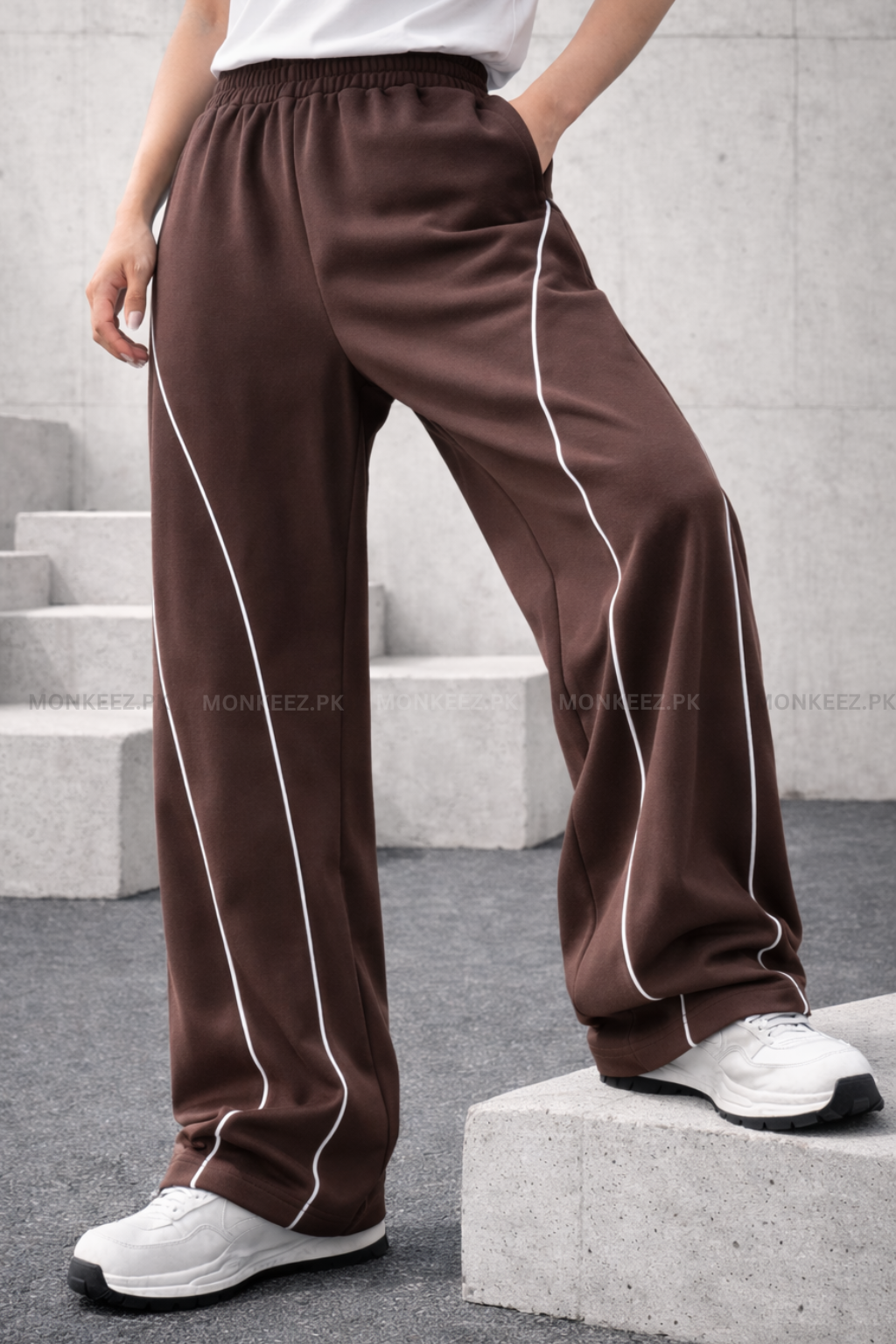 ArcLane Curve Piping Wide TrackPants - Brown - UNISEX